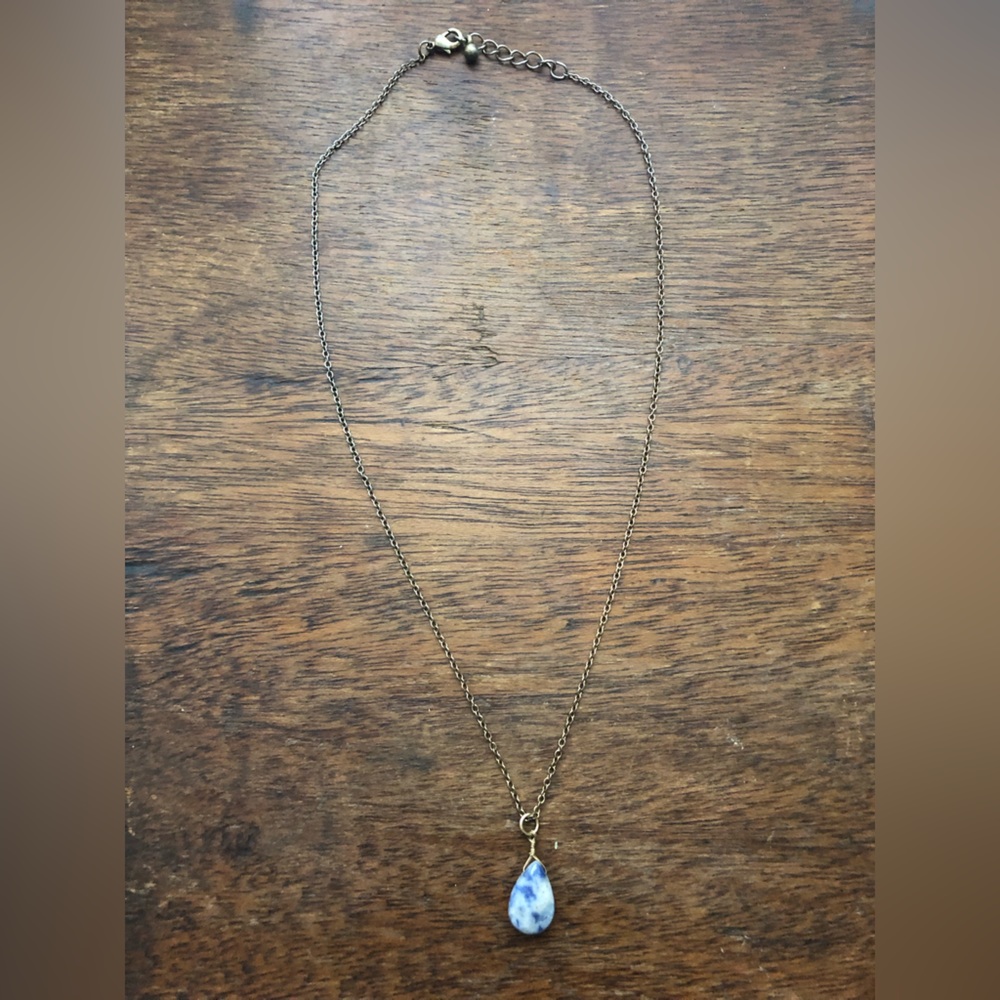 Tie dyed blue gem necklace